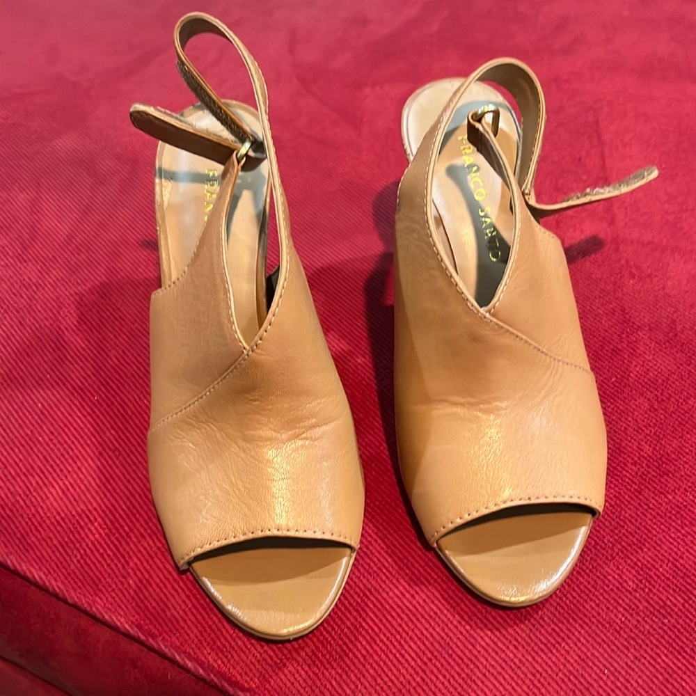 Franco Sarto open toe tan leather sandals. Size 8M. Not in their own box.